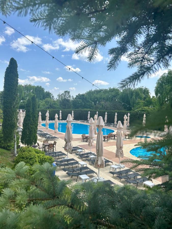 Hotel Complex Turistic Elisa à Belciugatele Extérieur photo